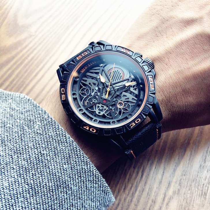 朋友从澳大利亚出差带回来的二款男士手表，送...