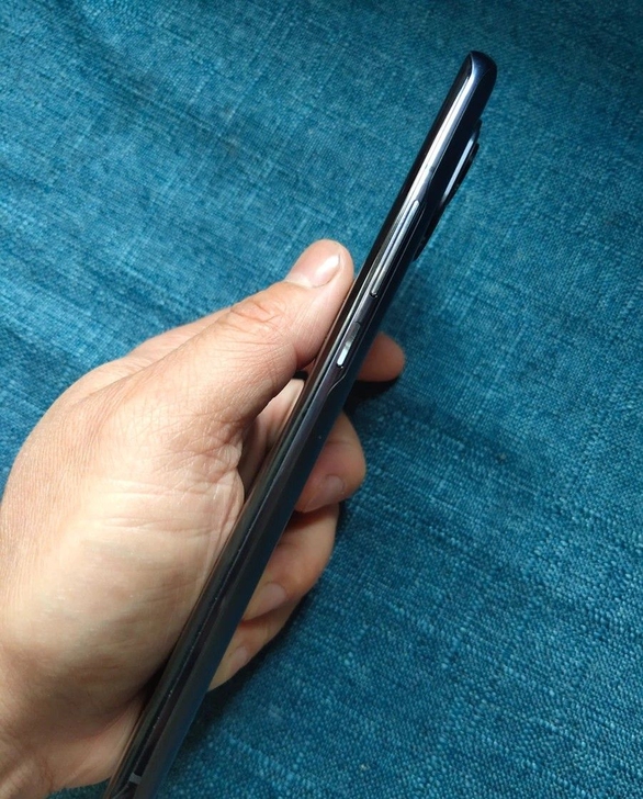 2800元小米11 12+256 黑色  ...