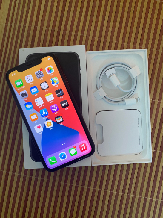 苹果11 国行128G 双卡双待