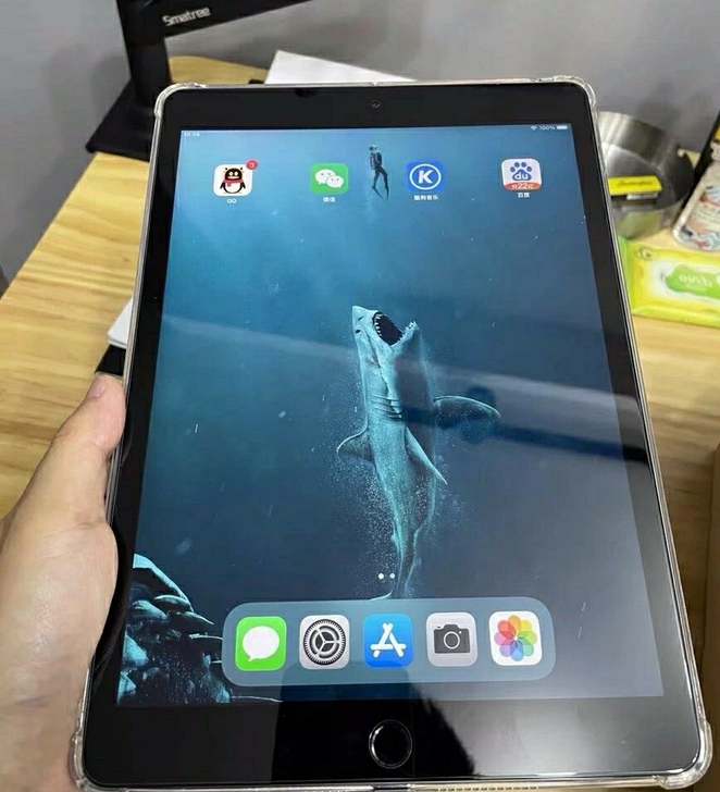 出售ipad2019款ipad7代带手写笔...