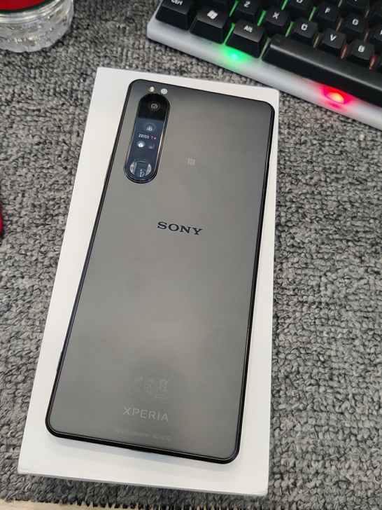 sony xperia1 lll