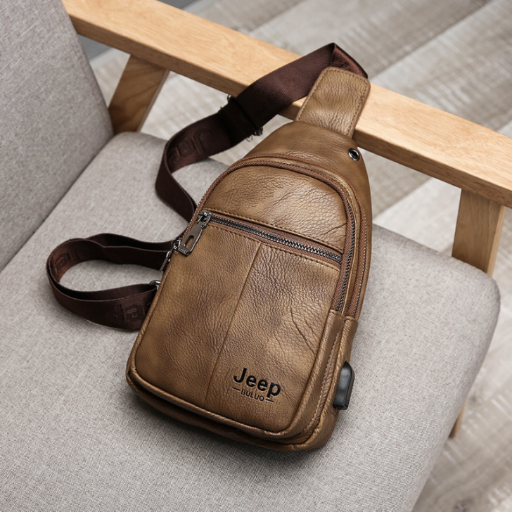 jeep胸包男斜挎包休闲复古男士单肩包户外...