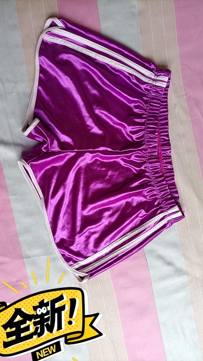 短裤，建议130-150斤，二手闲置不退不换