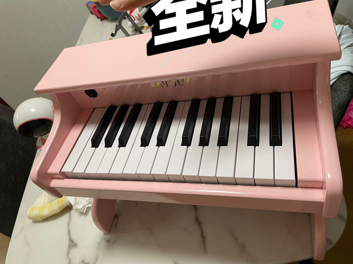 粉色儿童钢琴