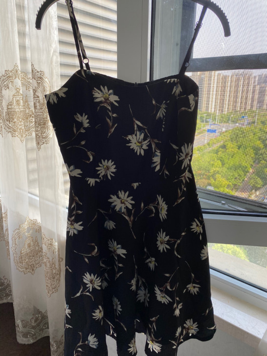 小个子心机性感印花 2021夏显瘦收腰连衣裙