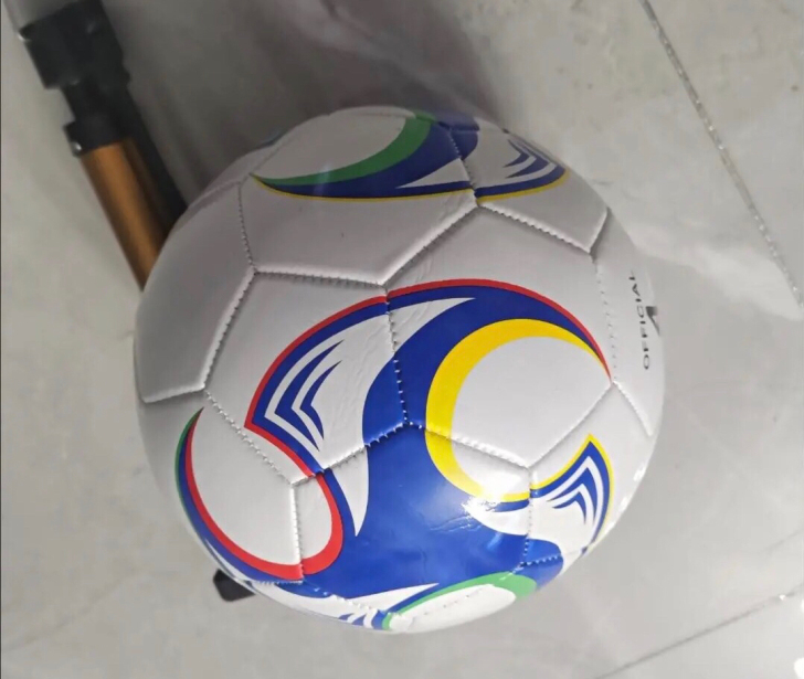 【包邮】全新5号足球转让中小学生比赛训练足球