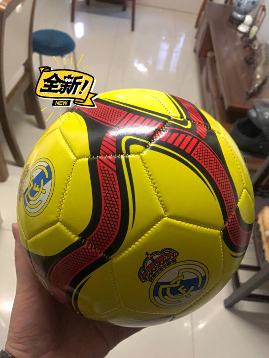 五号篮球，19.9元包邮，全新足球在足球店...