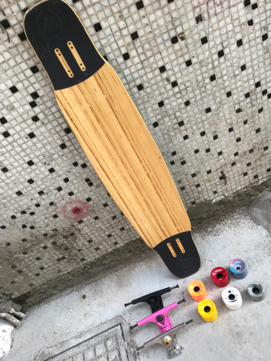 特价魔术师长板滑板战翼长板冰龙长板孔雀鱼长...