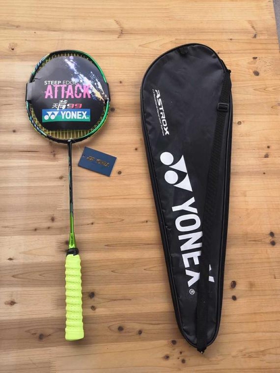 尤尼克斯羽毛球拍天斧99橙色28磅全碳素4...