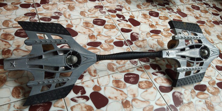 鑫奥林滑板，摇摆活力板，比较重，有质感，质...