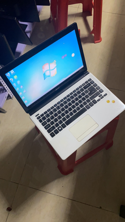 宏基EC-470G笔记本电脑i5三代处理器