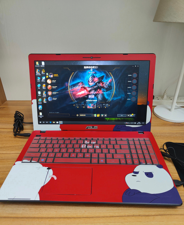 华硕高端游戏本,I5处理器+256G固态硬...