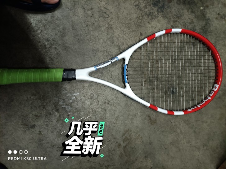 出售一个网球拍，几乎全新，只用过一次，无任...