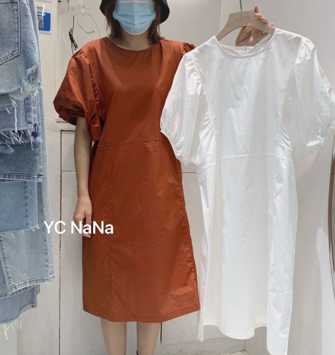 白色纯棉连衣裙