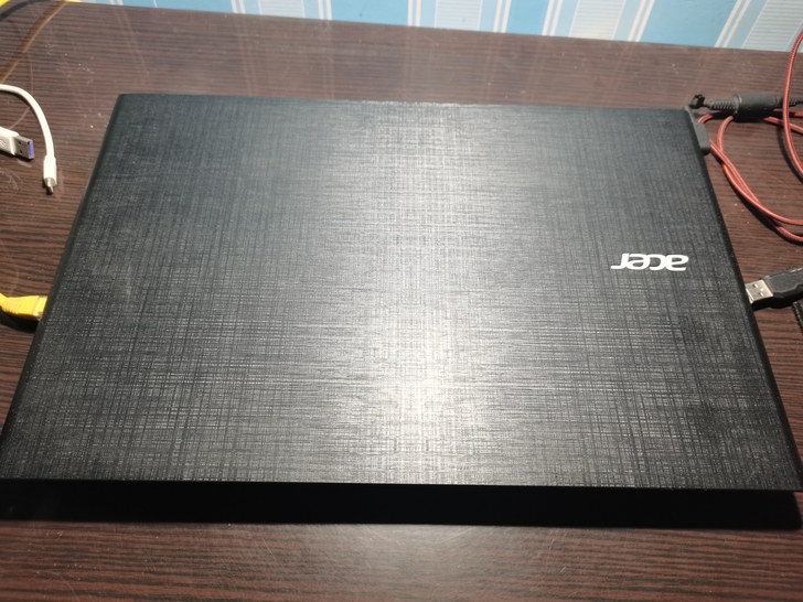 闲置宏基电脑，配件齐全，价格可以商议，要的...