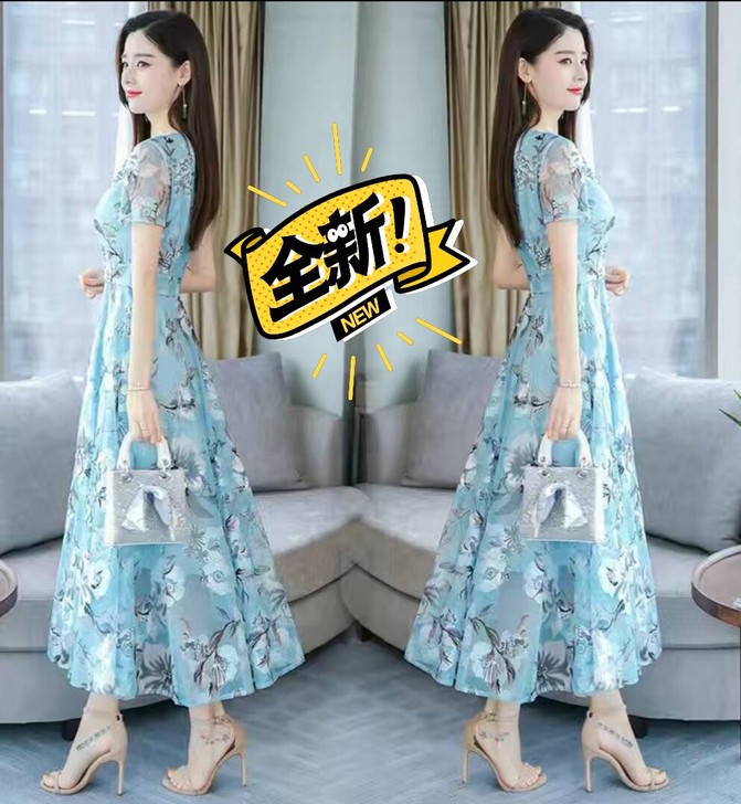 2021流行女装V领新款连衣裙碎花裙长款连...