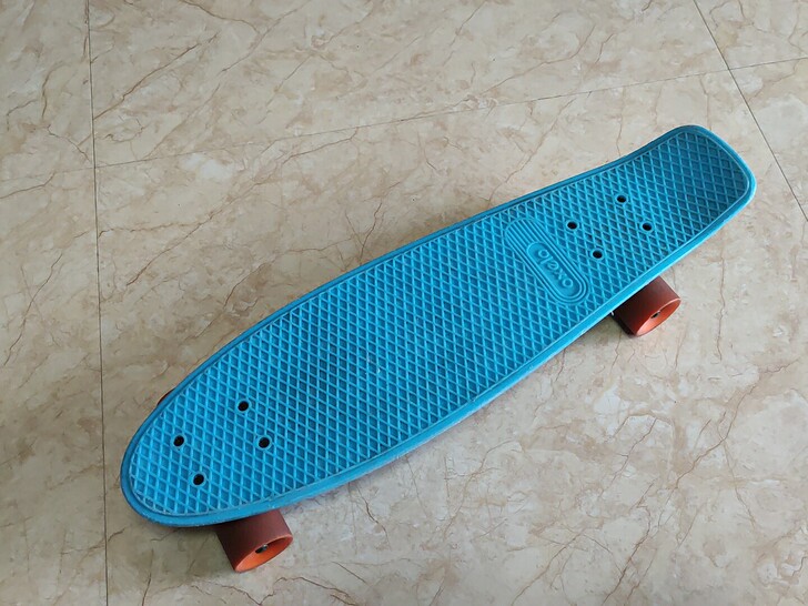 自提  迪卡侬小鱼板刷街滑板初学者男生女生...