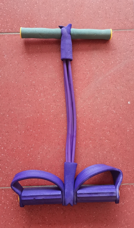脚蹬拉力器