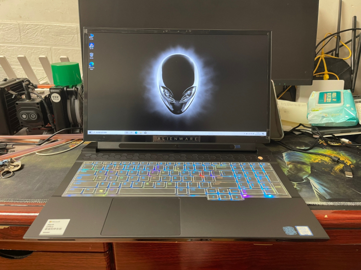 戴尔外星人M17R2 i7独显2060 眼...