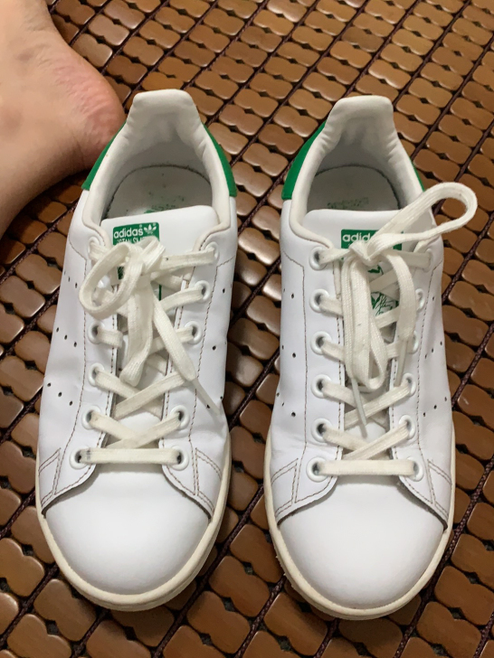 阿迪达斯  三叶草  绿尾 小白鞋专柜60...