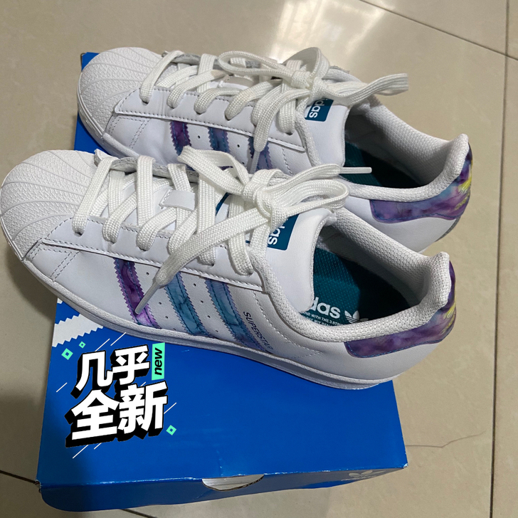 Adidas    阿迪达斯三叶草经典款贝...