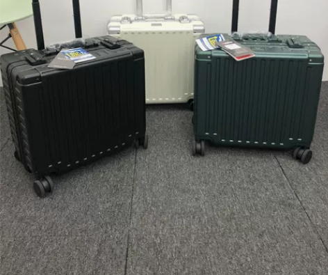 全新 出口日本漫游皮箱旅行箱 静音万向轮，...