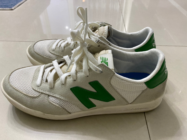 新百伦 NB鞋300系列男女情侣复古休闲鞋...