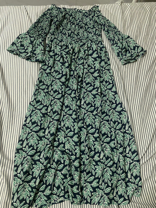 碎花裙一字领长裙雪纺 实体店爱依服买的1....