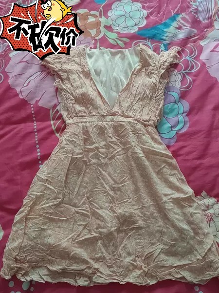 小飞袖掐腰连衣裙s码