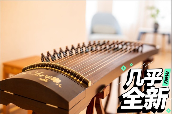 富勒名族乐器厂古筝，95成新，东西在幼儿园...