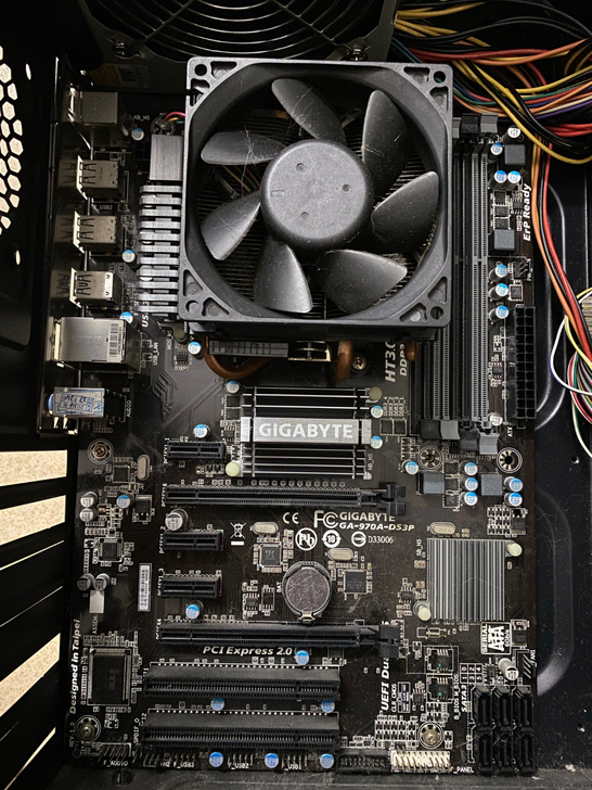 自用主板+cpu+风扇，升级了电脑闲置的，...