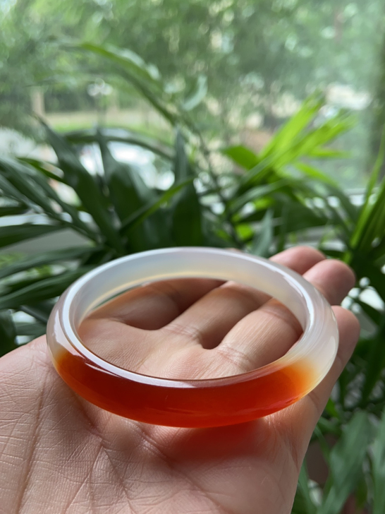 53圈口鸿运当头玛瑙手镯