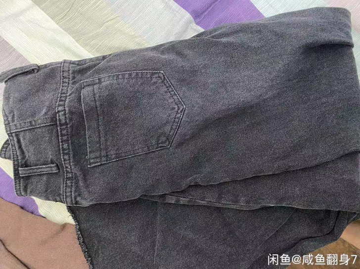 女士牛仔裤，近乎全新！