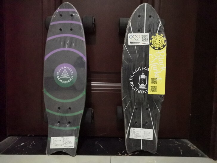 全新小鱼板 Black market整板，...