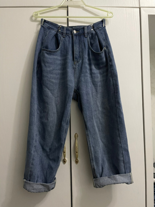 复古老爹裤牛仔裤，太大了穿了1次，便宜出