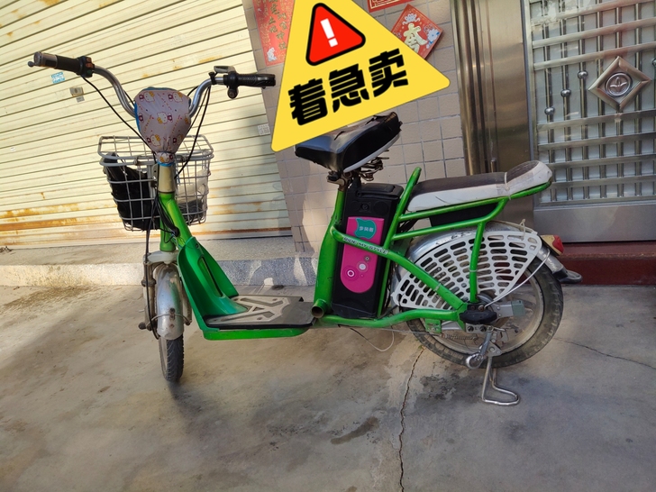 八成新电动车转让，白菜价 上下班骑有充电器