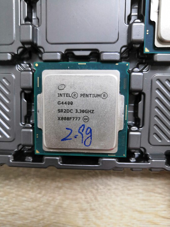英特尔Intel   G4400   拆机...
