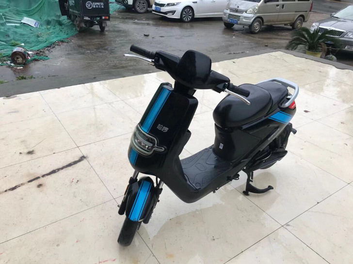 雅迪48V哈啰电动车,使用半年,48.15...