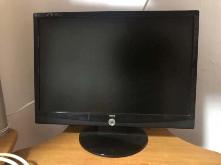 AOC显示器+不知名配置主机