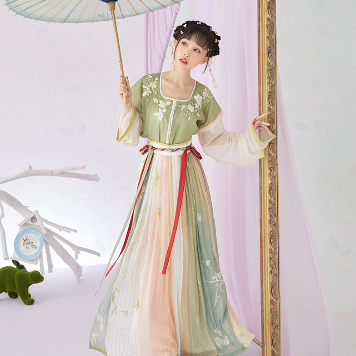 【十三余 小豆蔻儿】[满碗抹茶] 双层坦领...