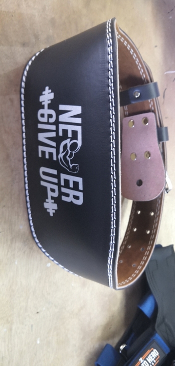 健身腰带  皮革    黑色S码，总长10...