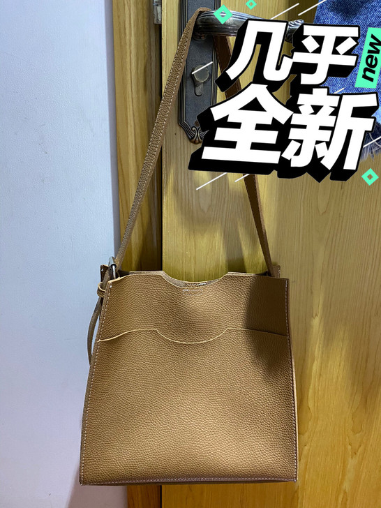 非常非常好看的包包，女斜挎包单肩包，几乎全...