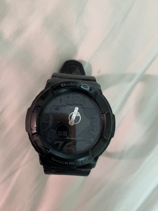 卡西欧baby g 很多年前别人送的 无盒...