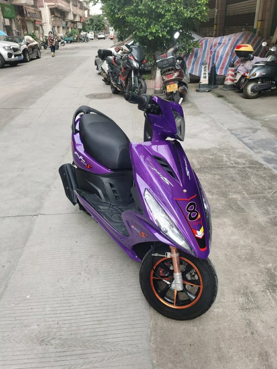 紫气东来,提车遇财。因搬家带不走了,转一台...