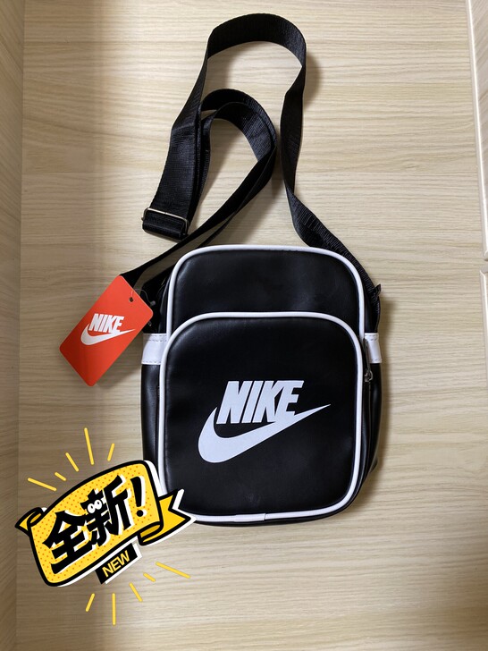 闺蜜代购回来的耐克包包斜挎包男女同款单肩包...