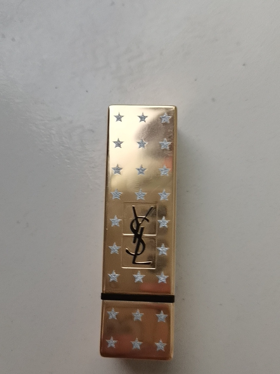 YSL星星13号，3.8g正装，想要的联系