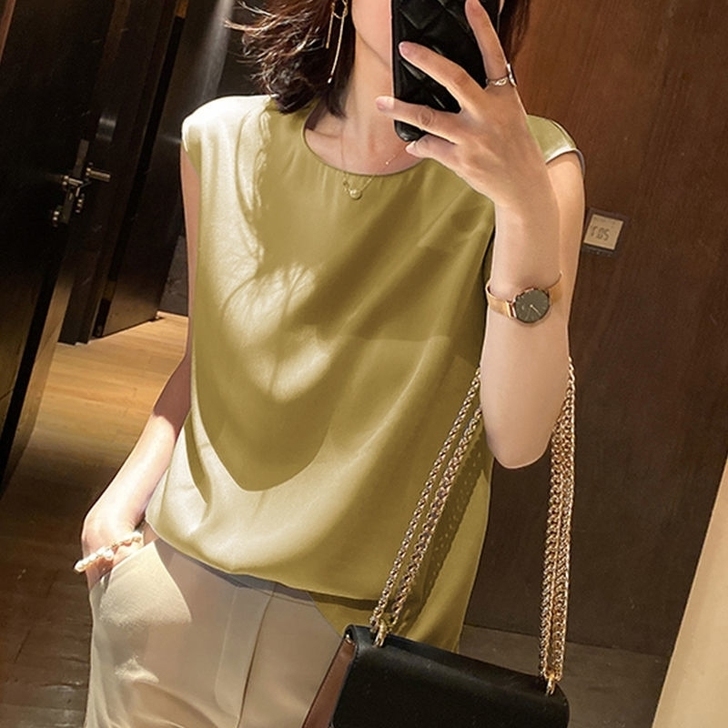 降价处理全新新款仿真丝缎面无袖打底背心内搭...