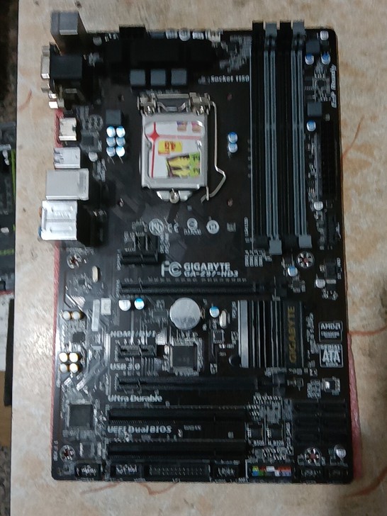 技嘉GA-Z97-HD3主板，1150针脚...