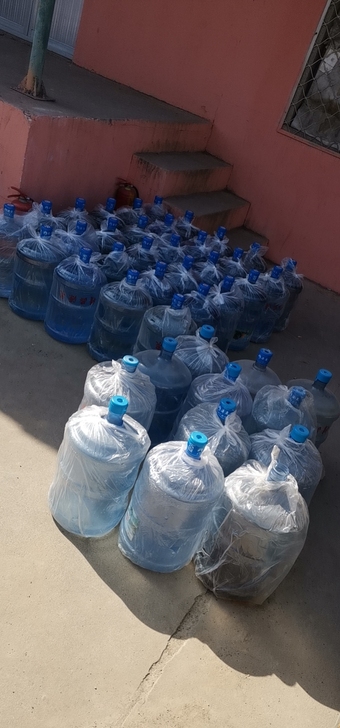 求购 矿泉水桶，10元一个，要求:能用。东...