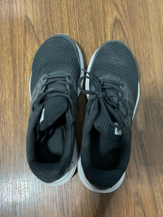 阿迪达斯运动鞋跑鞋